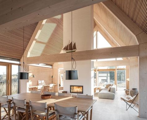 internal rooff Wooden Beach House, Charred Wood Siding, Oak Windows, Skagen Denmark, Danish Architecture, Charred Wood, Fireplace Insert, Renzo Piano, Timber Structure