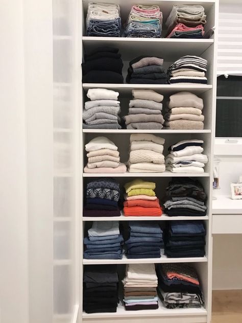 Folded Clothes In Closet, Organize Folded Clothes, Clothes In Closet, Simply Organized, Home Office Closet, Clothes Shelves, Folded Clothes, Walking Closet, Closet Office