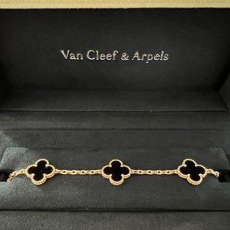 Van Cleef & Arpels VCA Vintage Alhambra 5 Motif Bracelet ONYX 18K Yellow Gold Van Cleef 5 Motif Bracelet, Onyx Van Cleef, Alhambra Pendant, Emo Outfits, Protection Bracelet, Van Cleef Arpels, Van Cleef, Onyx, The Original