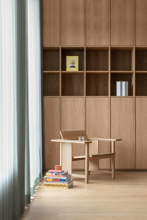 Leibal — COPUS Modern Study Rooms, Open Space Office, Condo Renovation, Danish Interior, Modern Study, Loose Furniture, Standing Table, Big Table, Japandi Interior