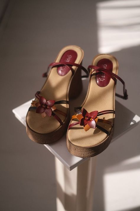 90s Sandals, 2000s Era, Pretty Heels, Flower Sandals, Cork Heels, Leather Flower, Platform Wedge Heels, Ankle Wrap, Leather Flowers