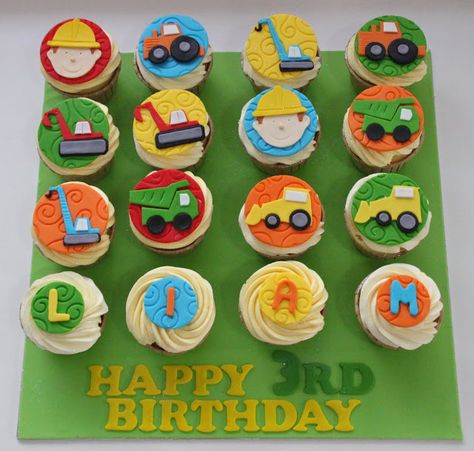 Digger Cupcakes, Cupcake Construction Cake, Cupcake Truck, Transport Cupcakes, Transportation Cupcakes, Truck Themed Cupcakes, Cupcake Construction, Dumptruck Cupcake, Dump Truck Cupcakes