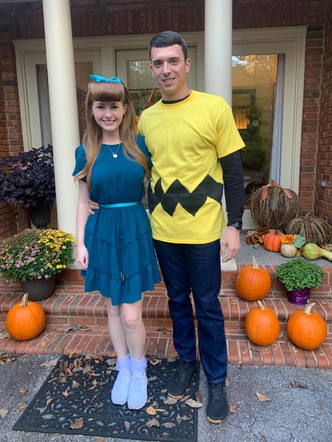 Blonde And Brown Hair Couple Costumes, Couple Halloween Costumes Redhead, Charlie Brown Couple Costume, Red Head Couple Costumes, Ron Burgandy Couple Costume, Blonde Guy Brunette Girl Couple Costume, Girl Couple, Duo Halloween Costumes, Couples Halloween Outfits