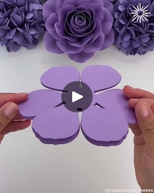 Learn how to craft roses out of paper🌹 | Learn how to craft roses out of paper🌹 | By MetDaan FashionFacebook Rose Flower Paper Craft, How To Make Big Roses Out Of Paper, Rose Making Crafts Paper, Paper Craft Rose Flower, Rose Rolled Flower Template, How To Make Rose, Rose Crafts, Construction Paper, Paper Roses