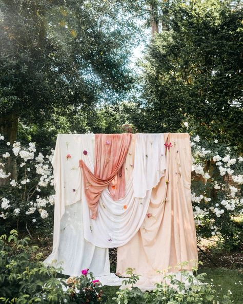 229 likes, 21 comments – M I A S Y L V I A 🌿 TEXTILE 👑 (@miasylviaa) on Instagram: "She's ✨GLOWING✨ This image. It stops me in my tracks. It's my entire passion and creative soul…" Jasmine Wedding, Fabric Installation, Photo Zone, Creative Soul, Photo Booth Backdrop, Fabric Backdrop, Backdrop Decorations, Iphone Background Wallpaper, Stage Design