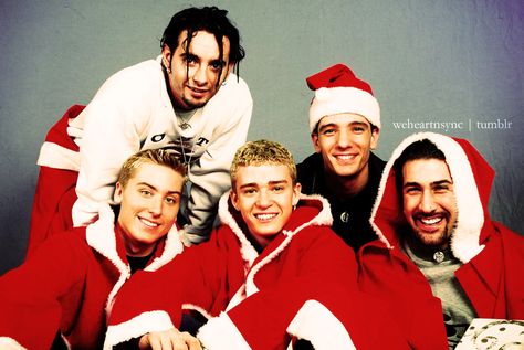 This...this feels right Chris Kirkpatrick, The Meaning Of Christmas, Joey Fatone, People Screaming, Merry Christmas Gif, 90s Memories, Wardrobe Wishlist, Merry Christmas Happy Holidays, Merry Christmas Images