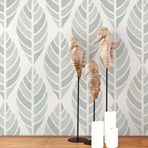 Leaves Stencil Tropical Wallpaper Pattern - Leaf stencil design for walls Stencil Walls, Stencil Wallpaper, Stenciled Furniture, Leaves Stencil, Leaf Wall Stencil, Wall Stencil Designs, Wall Stencil Patterns, Small Hall, Pattern Leaf