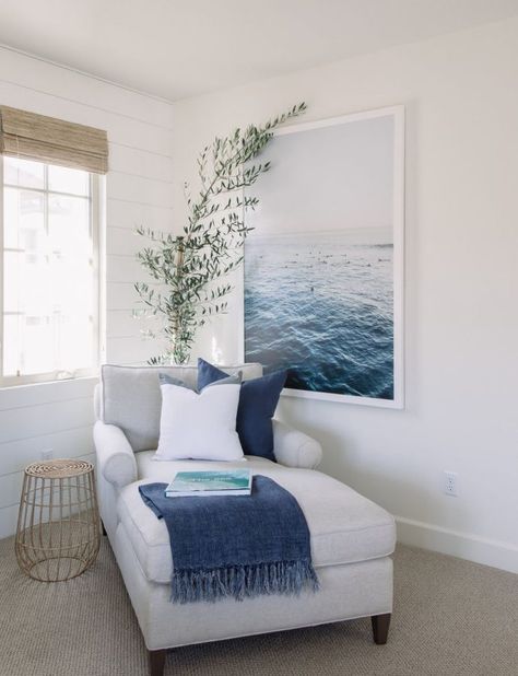 Coastal Interior Ideas You'll Love! | Curated Interior Interior Design Beach Apartment, Nautical Home Design, Beach House Couch, Beach Home Interior Design, Costal Bedroom Master, Coastal Minimalist Living Room, Beach Homes Interiors, Nautical Bedroom Master, Beachy Interior Design