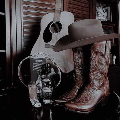 Country Singers Aesthetic, Elsie Silver Heartless, Heartless Aesthetic Elsie Silver, Powerless Elsie Silver Aesthetic, Heartless Elsie Silver Aesthetic, Chestnut Springs Aesthetic, Allie Aesthetic, Flawless Elsie Silver Aesthetic, Heartless Elsie Silver