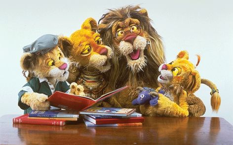 Between the Lions - Gawain's Word, Cliff Hangar, Dr. Ruth Wordheimer, Chicken Jane, Arty Smartypants, & Smarmi Marmi! Lion Puppet, Puppet Marionette, Between The Lions, Teach Reading, Nostalgia Aesthetic, 90s Memories, Speech Therapy Resources, Therapy Resources, Early Reading