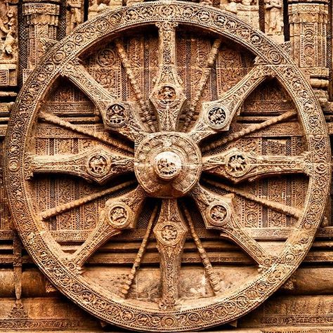 Needless to say, this is the famous Sundial at Konark Sun temple built atleast 750 years ago. We can still use it today to tell time. The… Marshall Wallpaper, Ancient Wheel, Sun Temple, Temple India, Temple Architecture, Yoga Nidra, Indian Architecture, Hindu Temple, Ancient Temples