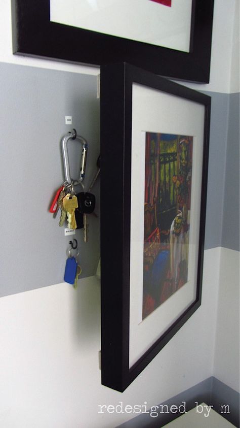 Hang a picture frame on a hinge in your entryway, then stash your keys behind it. Skjulte Rum, Diy Rangement, Creative Organization, Key Storage, Diy Casa, Entryway Storage, Design Kitchen, Hidden Storage, Mediterranean Diet