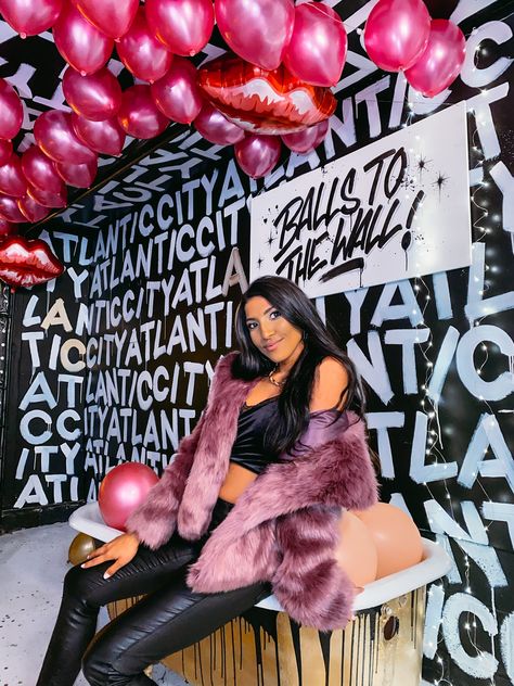 Atlantic City NJ graffiti art murals with "balls to the wall" and a golden clawfoot bathtub. Pink and red balloons filling the room while I'm wearing a light purple faux fur coat with leather pants. Bachelorette Atlantic City, Atlantic City Birthday, Atlantic City Bachelorette Party, Airbnb Birthday Party Ideas, Bachelorette Airbnb, Friend Trips, Atlantic City New Jersey, Atlantic City Nj, Bachelorette Bachelor Party