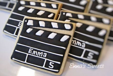 Movie clapper cookies | Film Theme Cookies | Pinterest Hollywood Cookies Decorated, Hollywood Theme Cookies, Engineering Cookies, Movie Cookies Decorated, Hollywood Cookies, Camera Cookies, Movie Cookies, Hollywood Cake, Diy Backyard Movie Night