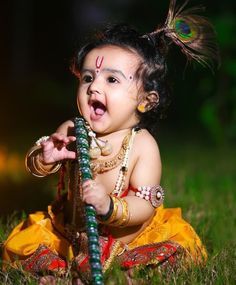 Sreekrishna Jayanthi Photos, Sreekrishna Jayanthi, Mirror Selfie With Flash, Happy Janmashtami Image, Couple Tattoos Love, Scrubs Dress, New Images Hd, Bengali Bridal Makeup, Newborn Photography Boy