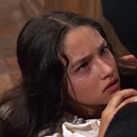 Female Emotions, Romeo And Juliet 1968, Juliet 1968, Juliet Capulet, Olivia Hussey, Angels Beauty, Meagan Good, Blonde Guys, Beauty Icons