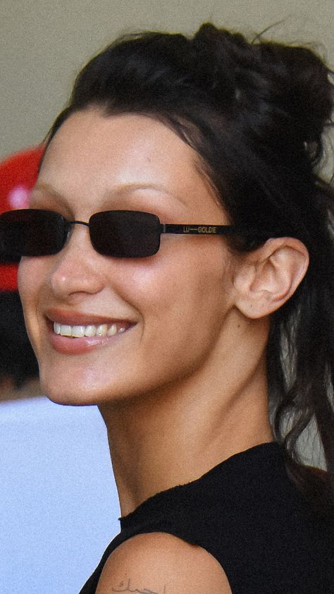 Bella Hadid street style, Bella Hadid, fashion, vintage sunglasses, model off duty, it girl, vintage fashion, cool girl Isabella Hadid, Bella Hadid Style, Hadid Style, Bella Hadid, How To Wear, Clothes, Black