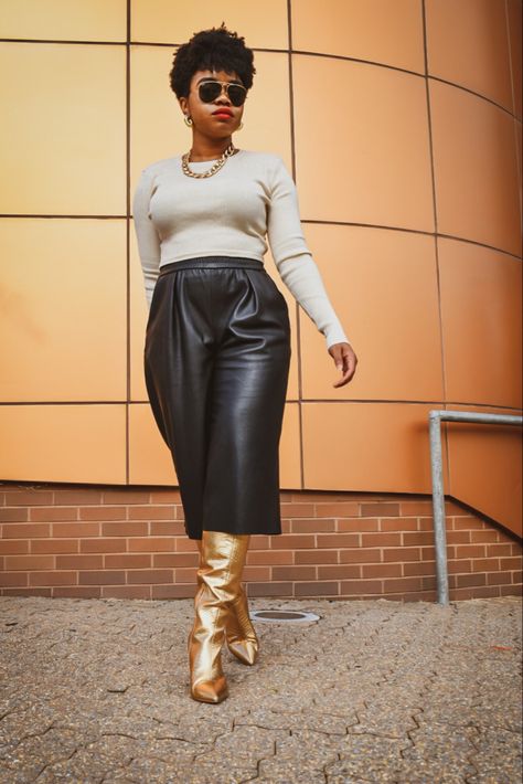 Black Faux Leather Pants Leather Pants Sneakers Outfit, Faux Leather Skirt Outfit Fall, Black Faux Leather Pants Outfit, Leather Skirt Outfit Fall, Faux Leather Skirt Outfit, Faux Leather Pants Outfit, Skirt Outfit Fall, Black Faux Leather Pants, Pants Outfit Fall