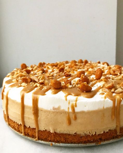 Peanut Butter Mousse Cake, Peanut Cake, Turning Three, Peanut Butter Dessert Recipes, Three Year Anniversary, Mousse Cake Recipe, Mousse Cakes, Peanut Butter Snacks, Peanut Butter Mousse