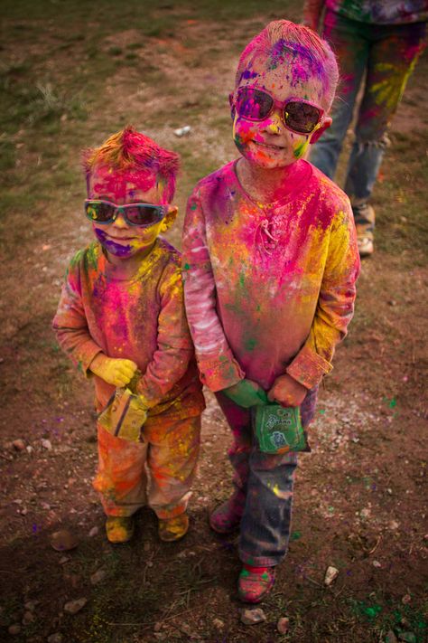 Colour Fest, Holi Festival India, Holi Girls, Holi Color, Holi Pictures, Holi Festival Of Colours, Holi Photo, Holi Images, Holi Colors