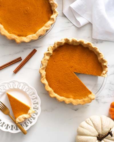 Gf Pastry, Pie Ideas, Traditional Pumpkin Pie, Baking Pies, Pumpkin Pie Recipe Easy, Pie Fillings, Cake Carrot, Recipe For Two, Christmas Meal