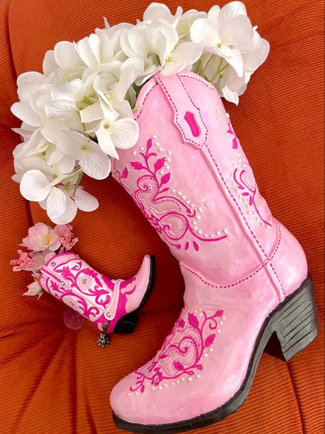 Pink cowboy boot flower vase Quirky Pottery Painting, Cowboy Boot Decor, Cowboy Boots Decor, Air Dry Clay Cowboy Boot, Clay Cowboy Boot, Cowboy Boot Vase With Flowers, Pottery Cowboy Boot, Cowboy Boot Pottery, Cowboy Boot Flower Vase