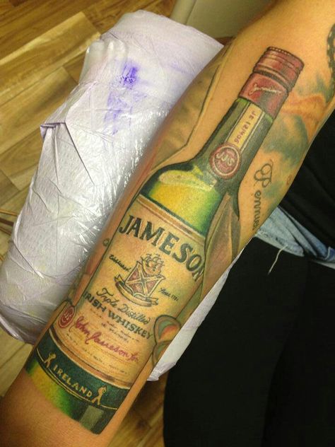 Jameson whiskey tattoo Jameson Tattoo, Whisky Quote, Jameson Whiskey, Irish Tattoos, Whisky Cocktails, Jameson Irish Whiskey, Tattoo Old School, Craft Classes, Irish Whiskey