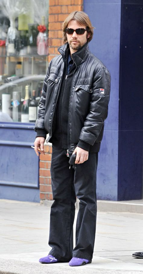 Jay Kay Fila Leather Jacket Jay Kay Style, Jay Kay Jamiroquai, Pearl Diver, Jay Kay, Disco Fashion, Dynamic Poses, Cosmic Girls, Cool People, Fitness Inspo