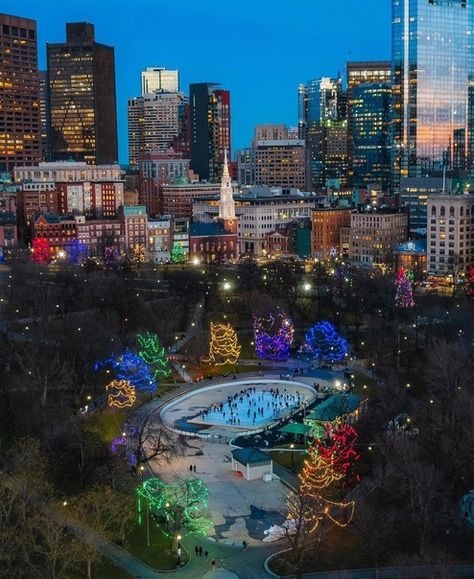 Cambridge Town, Boston Mass, Christmas In The City, Beautiful Photos Of Nature, Boston Massachusetts, Christmas Images, In Boston, Central Park, Beautiful Photo