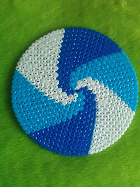 spiral pattern on circle template Perler Circle Pattern, Round Hama Bead Patterns, Circle Hama Bead Patterns, Perler Bead Patterns Circle Board, Perler Bead Coasters Patterns Circle, Circle Perler Bead Patterns, Iron Beads Ideas, Hama Beads Coasters, Circle Ideas