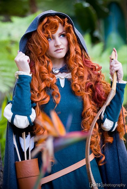 princess merida of pixar's brave by Joits, via Flickr Diy Fairytale Costume, Prenses Merida, Brave Costume, Fairytale Costume, Merida Cosplay, Princess Merida, Disney Brave, Merida Brave, Disney Face Characters