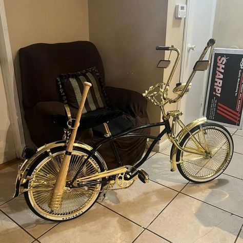 Low Rider Bike Bicycles, Lowrider Bikes, Lowrider Bicycle, Cruiser Bikes, Beach Cruiser Bikes, Motorcycle Aesthetic, Lowrider Bike, Low Riders, Pimped Out Cars