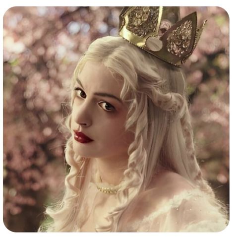 The White Queen, Vintage Nostalgia, White Queen, Follow For More, Alice In Wonderland, The White, Blonde, Queen, Disney