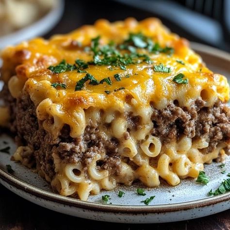 FAMILY RECIPES COMMUNITY | Mac and Cheese Meatloaf Casserole | Facebook Mac And Cheese Bolognese, Mac And Cheese Meatloaf, Mac And Cheese Meatloaf Casserole, Cheese Meatloaf, Meatloaf Casserole, Cheese Stuffed Meatloaf, Mac And Cheese Casserole, Beef Casserole Recipes, Cheese Casserole