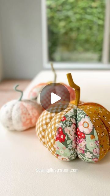 Pumpkin Sewing Pattern, Pumpkin Sewing, Biggest Pumpkin, Pumpkin Template, Sewing Machine Projects, Happy Pumpkin, Small Pumpkins, Pumpkin Season, Fabric Pumpkins