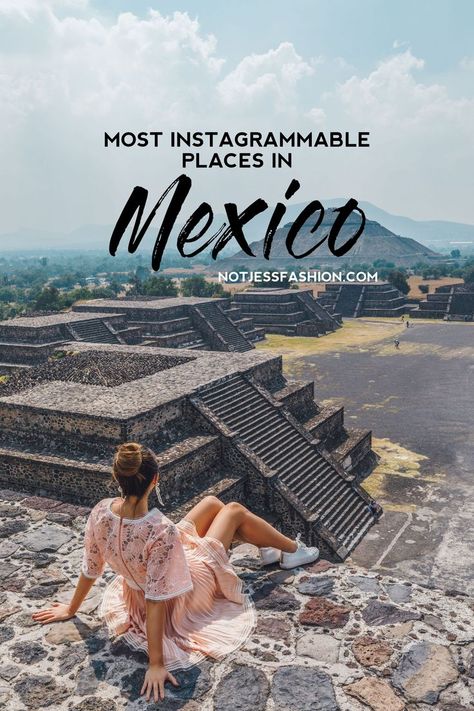 If you’re trekking down to Mexico, here are my top Instagram hot spots in Mexico City and Oaxaca. // Notjessfashion.com Mexico City Instagram Spots, Mexico City Photo Ideas, Teotihuacan Outfit, Mexico City Outfit Ideas, Mexico Photoshoot, Places In Mexico, Cancun Travel, Travel To Mexico, Spring Break Pictures