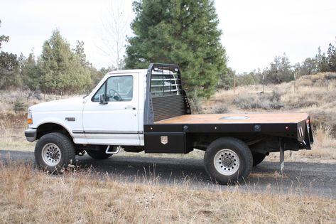 Flat Bed Truck Ideas Ford, Diy Flatbed Truck Plans, Pickup Truck Bed Ideas, Flat Bed Truck Ideas, Flat Bed Truck, Welding Trucks, Welding Beds, Dodge Diesel Trucks, Welding Rigs