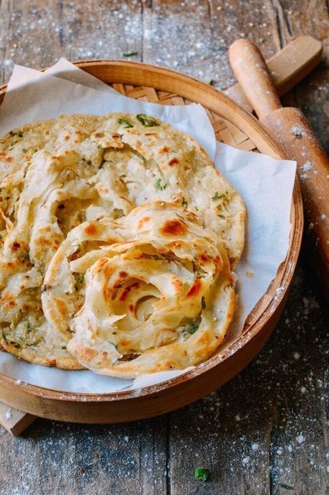 Shou Zhua Bing (Crispy Chinese Pancakes) - The Woks of Life Chinese Pancakes, Scallion Pancake Recipe, Chinese Pancake, Wok Of Life, Woks Of Life, The Woks Of Life, Scallion Pancakes, God Mat, Woks