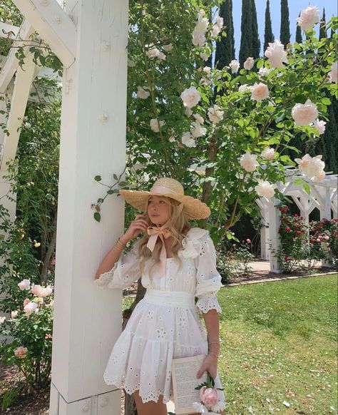 Mina Marlena, Coquette Clothing, Cottagecore Style, Princess Inspired, Princess Aesthetic, Dreamy Dress, Spring Aesthetic, Clothing Brands, Southern Belle