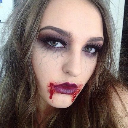 How to Do Vampire Eye Makeup? | Styles At Life Vampire Makeup Vampire Diaries, Vampire Diaries Cosplay, Tvd Vampire Makeup, Realistic Vampire Costume, Vampire Makeup Veins, Vampire Veins Makeup, Vampire Diaries Makeup Halloween, Tvd Makeup Vampire, The Vampire Diaries Costumes