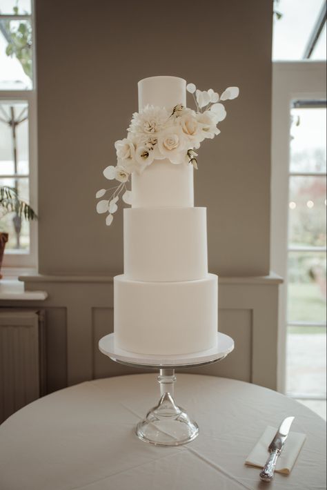 Classic white wedding cake, white wedding, white wedding cake, elegant wedding, elegant wedding cake, beautiful wedding cake, timeless wedding cake, tall wedding cake, floral wedding cake, edible art, handcrafted flowers, sugar flowers, country home wedding, luxury wedding cake, fine art wedding, fine art wedding cake, luxury london wedding, kent wedding cakes, spring wedding cake, white wedding cake inspiration, london wedding cakes Wedding Cake Monogram, Wedding Cakes Modern Elegant, Unique Wedding Cake Ideas, Timeless Wedding Cake, Wedding Cake Chic, Classy Wedding Cakes, Tall Wedding Cakes, Wedding Cake Knife, Floral Wedding Cake