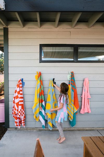 Outdoor Towel Hooks, Beach Towel Bag, Building A Chicken Coop, Planter Design, Pink Paint, Striped Towels, East Village, Round Beach Towels, Counter Space