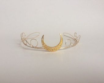 Selene Moon Goddess, Moon Tiara, Moon Crown, Wire Crown, Moon Princess, Wire Design, Moon Goddess, Fantasy Jewelry, Tiaras And Crowns