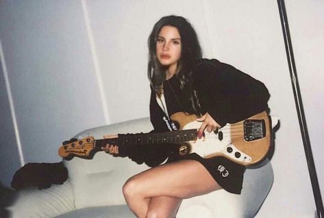 Lana Del Rey, Electric Guitar, A Woman, Guitar