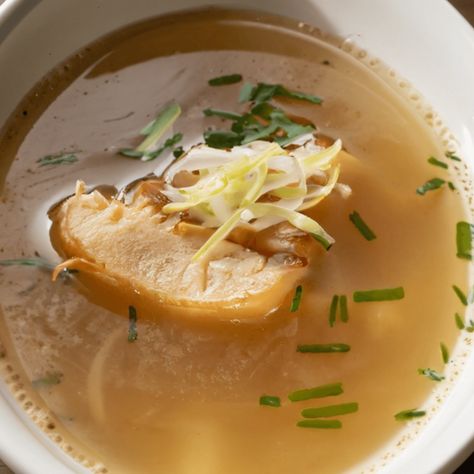 Japanese Clear Onion Soup Recipe, Japanese Onion Soup, Japanese Onion Soups, Onion Soup Recipe, Leftovers Soup, Japanese Soup, Cycle Syncing, Onion Soup Recipes, Soup Broth