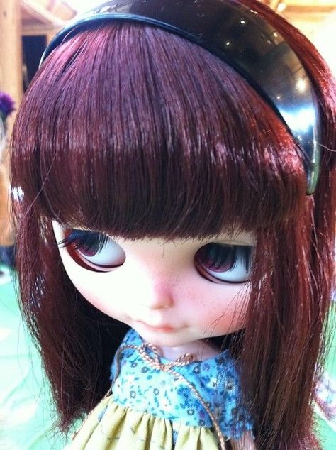 #blythedoll #coquette #girlhood Blythe Doll Red Hair Bangs Brown Eyes, Blythe Doll Dark Red Hair, Blythe Doll Red Hair Blue Eyes, Blythe Dolls Red Hair Brown Eyes, Blythe Doll Red Hair, Blythe Doll Pfp, Blythe Dolls Cute, Red Hair Icon, Red Hair And Glasses