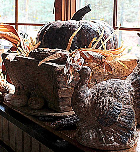 Primitive Thanksgiving Decor, Primitive Thanksgiving, Primitive Colonial, Primitive Fall, Primitive Style, Thanksgiving Decor, Give Thanks, Thanksgiving Decorations, Time Of The Year