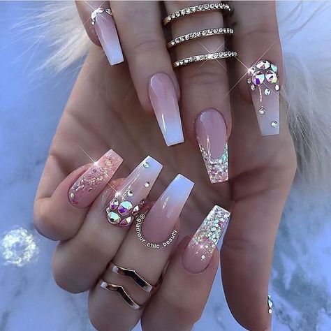 Tapered Square Nails, Nail Jewels, White Nail Designs, Acrylic Coffin, Gem Nails, Nail Art Rhinestones, Bridal Nails, Luxury Nails, Nail Charms