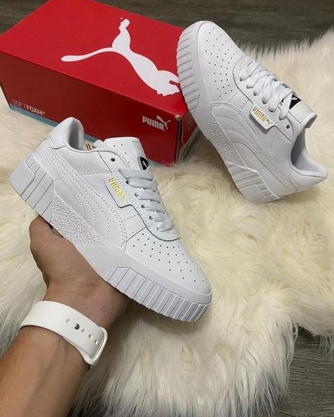 Best Sneakers For Women 2023, Girls Shoes Teenage, Puma Shoes Women, Urban Sport, Comfortable Work Shoes, Pretty Shoes Sneakers, Fresh Sneakers, Stunning Shoes, Cute Nike Shoes