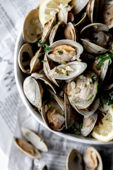 Clams in White Wine Sauce with Serrano Garlic Butter and Grilled Bread — Cooking with Cocktail Rings Clams In White Wine Sauce, Steam Clams, Bread For Dipping, Steamed Clams, Grilled Bread, Serrano Pepper, Sustainable Seafood, White Wine Sauce, Wine Sauce